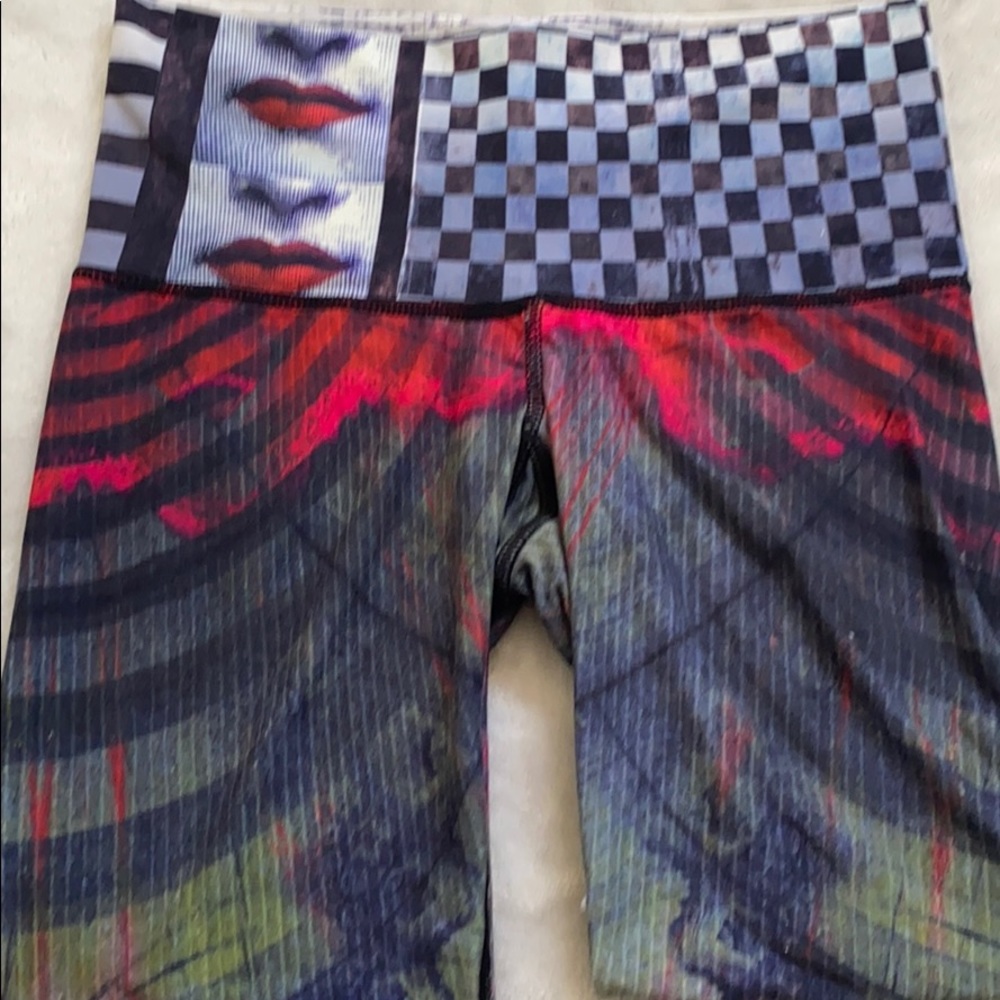 Niyama Sol Beachcomber crop leggings size small